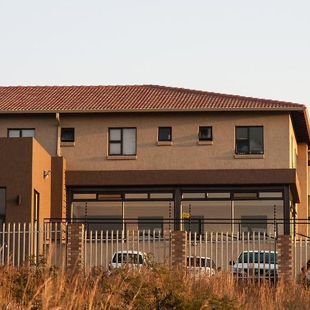 Eagle Nest Luxury Accommodation Роодепоорт Екстериор снимка
