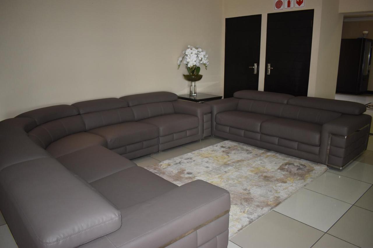 Eagle Nest Luxury Accommodation Роодепоорт Екстериор снимка