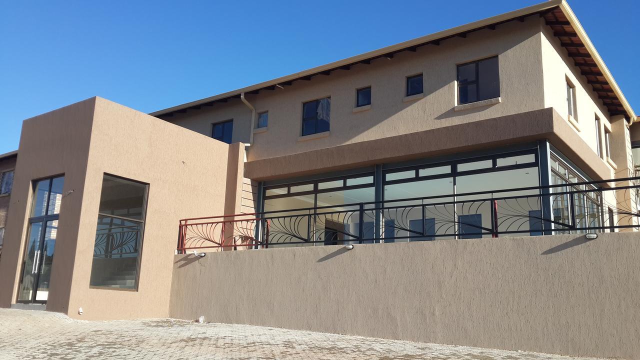Eagle Nest Luxury Accommodation Роодепоорт Екстериор снимка