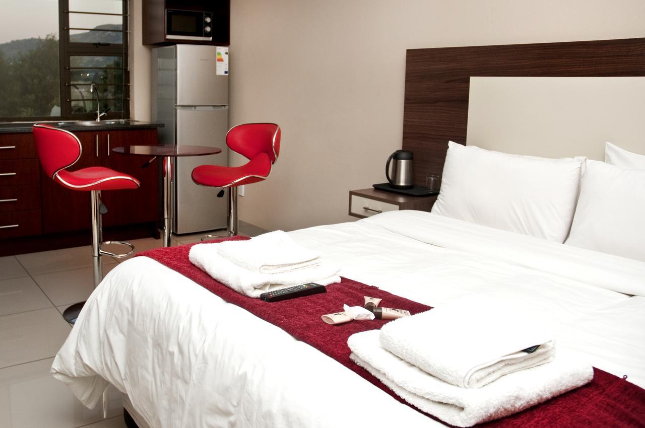 Eagle Nest Luxury Accommodation Роодепоорт Екстериор снимка