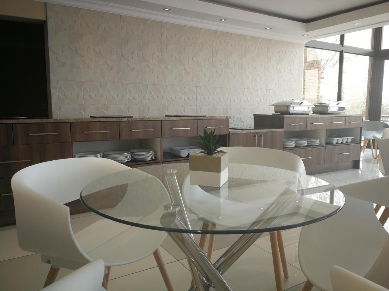 Eagle Nest Luxury Accommodation Роодепоорт Екстериор снимка